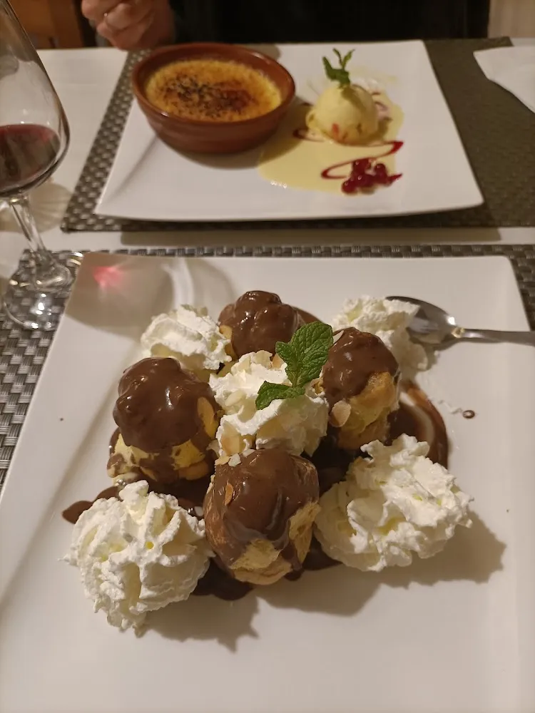 Profiteroles